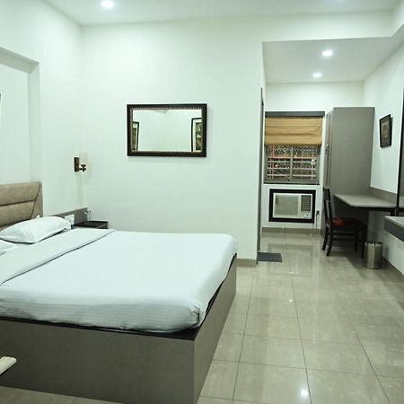 Elgin Suites Calcutta  Esterno foto